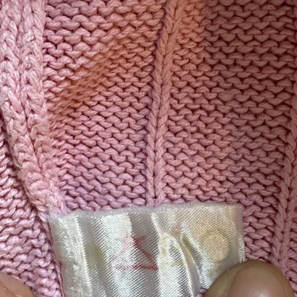 Vintage 90’s Varsity Style Cable K nit V-neck Sweater - Picture 7 of 13